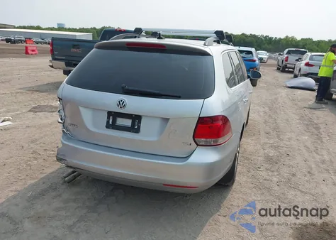 2014 Volkswagen Jetta Sportwagen 2.0L Tdi z USA, uszkodzony, nr VIN 3VWPL7AJ3EM618503